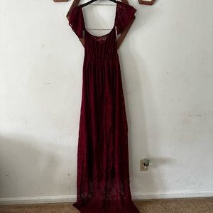 Floral lace maternity gown